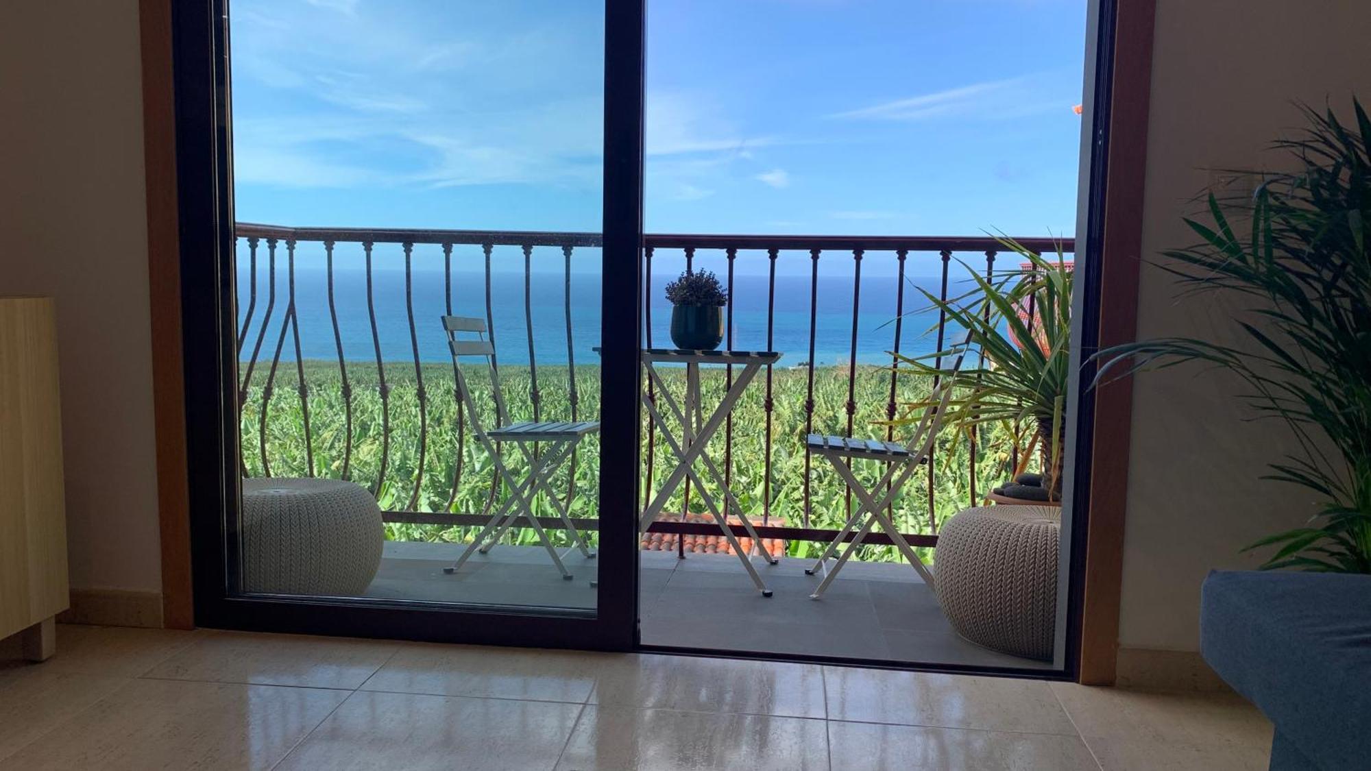 Apartamento Los Guirres Tazacorte Esterno foto
